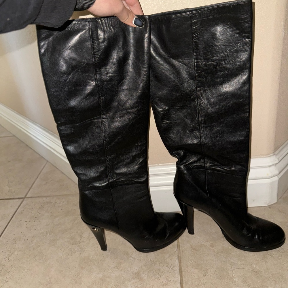 Gucci knee high leather boots